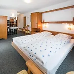 Rhodania Hotel 2*